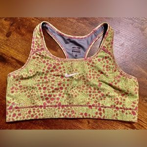 NIKE PRO sports bra